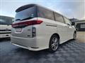 2011 Nissan Elgrand