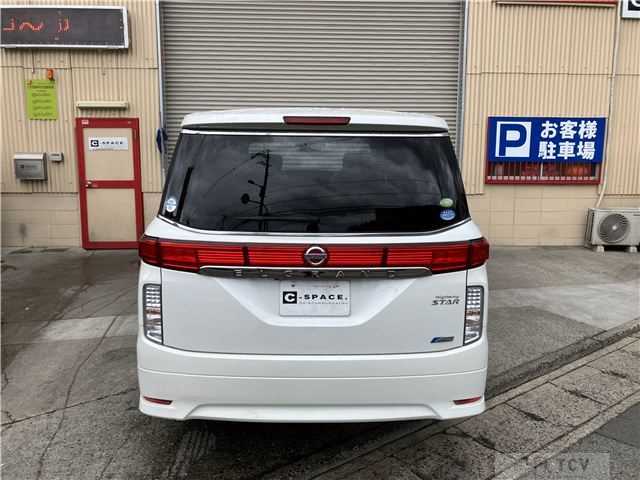 2011 Nissan Elgrand