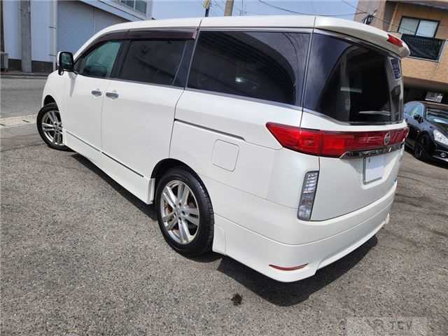 2010 Nissan Elgrand