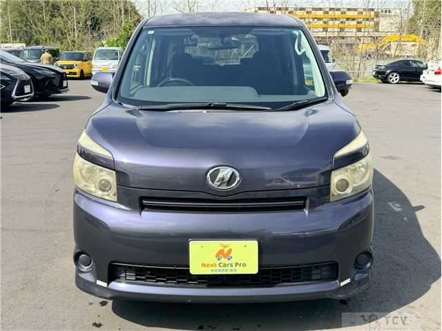 2009 Toyota Voxy