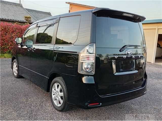 2009 Toyota Voxy
