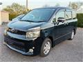 2009 Toyota Voxy
