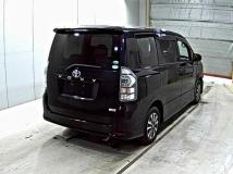 2013 Toyota Voxy