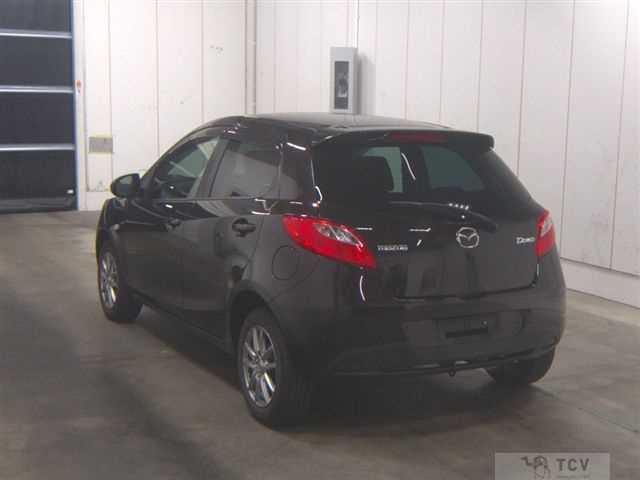 2013 Mazda Demio