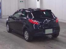2013 Mazda Demio
