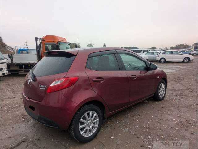 2014 Mazda Demio