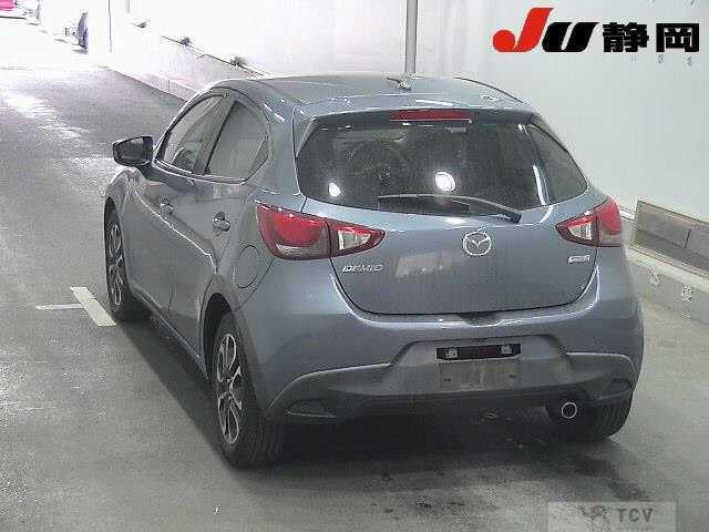 2014 Mazda Demio