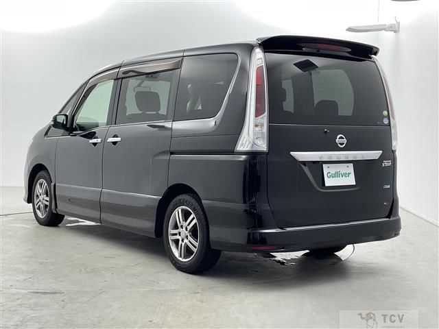 2011 Nissan Serena