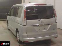 2012 Nissan Serena