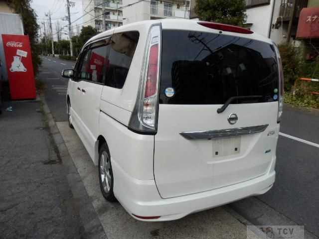 2012 Nissan Serena