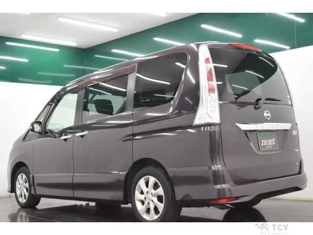2011 Nissan Serena