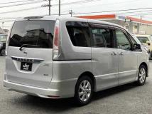 2011 Nissan Serena