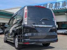2013 Nissan Serena