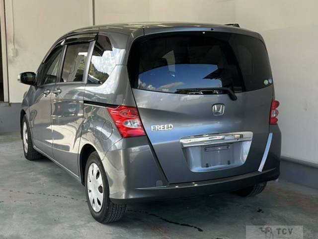 2011 Honda Freed