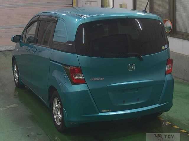 2010 Honda Freed Spike