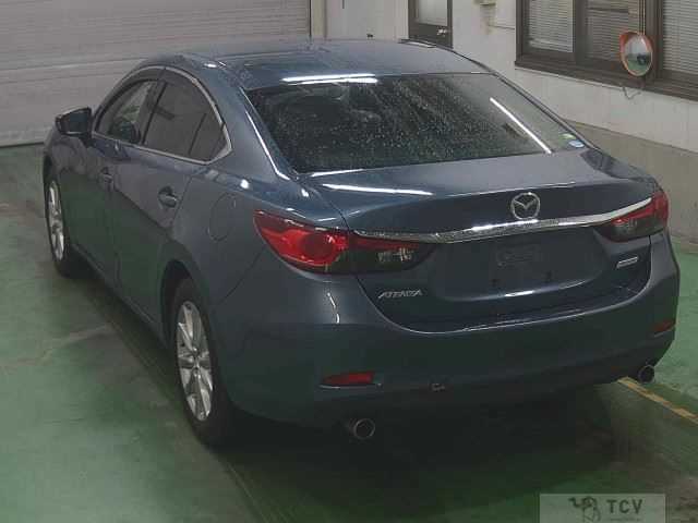 2013 Mazda Atenza