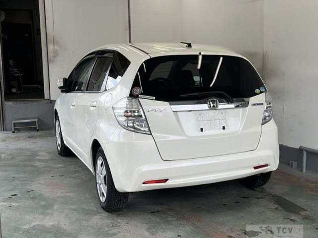 2011 Honda Fit Hybrid