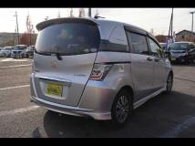 2013 Honda Freed Spike