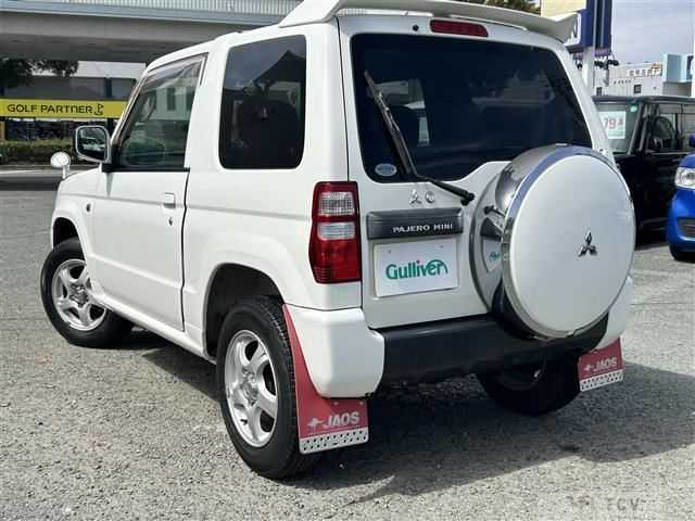 2005 Mitsubishi Pajero Mini