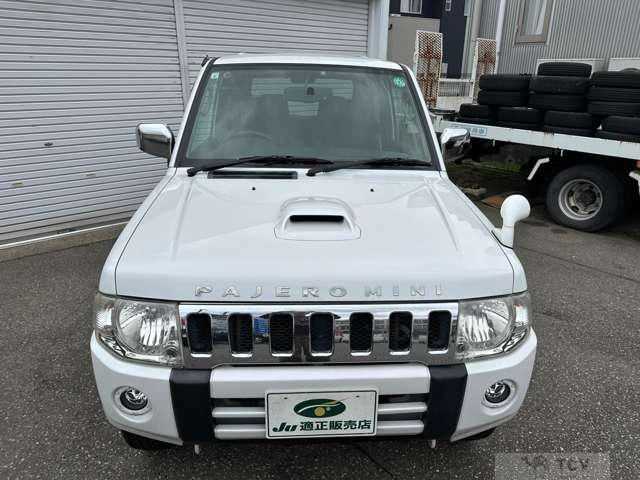 2011 Mitsubishi Pajero Mini