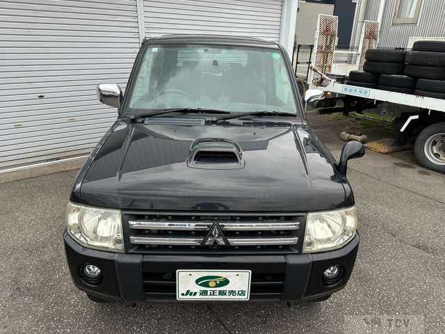 2011 Mitsubishi Pajero Mini