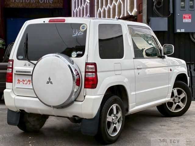 2004 Mitsubishi Pajero Mini