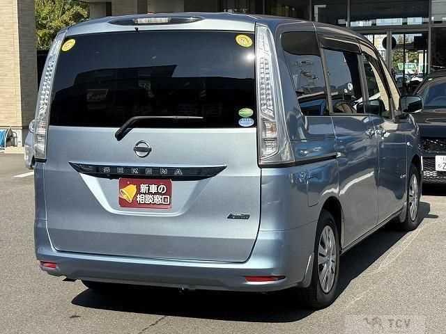 2012 Nissan Serena