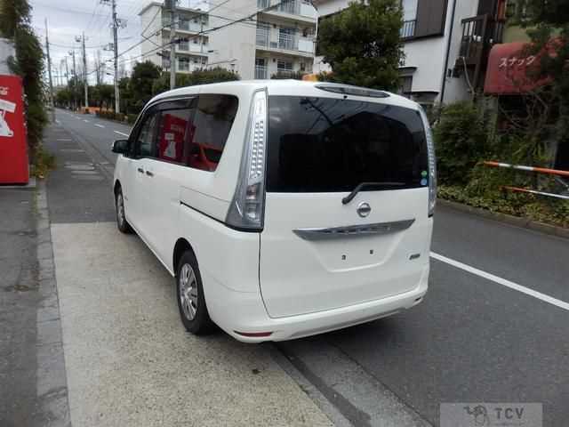 2014 Nissan Serena