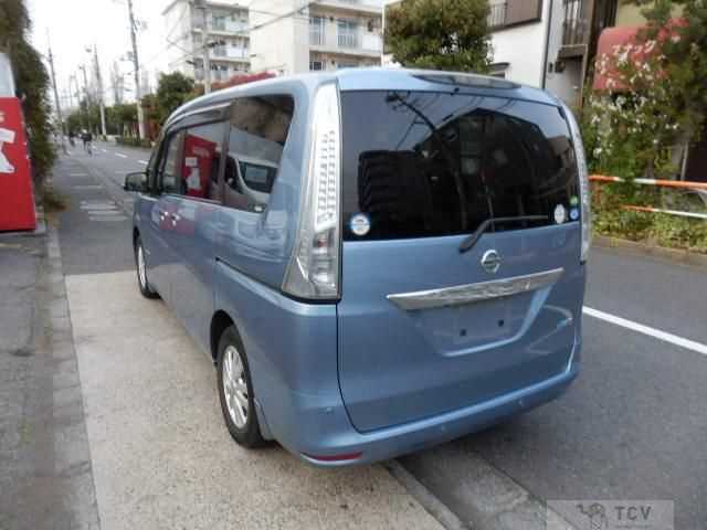 2014 Nissan Serena