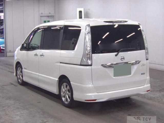 2013 Nissan Serena