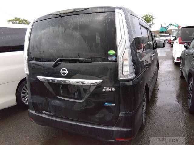 2013 Nissan Serena