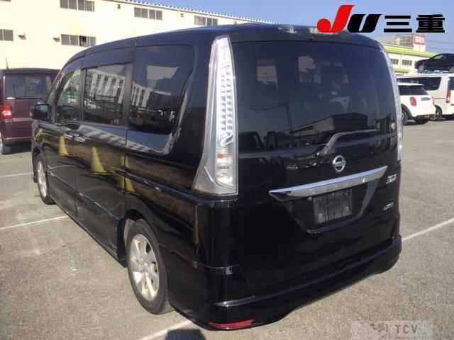2013 Nissan Serena