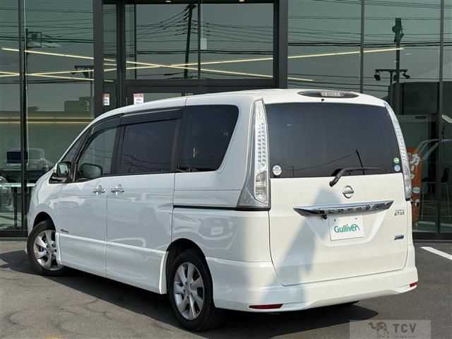 2013 Nissan Serena