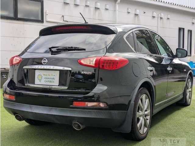 2009 Nissan SKYLINE CROSSOVER