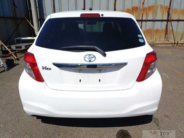 2014 Toyota Vitz