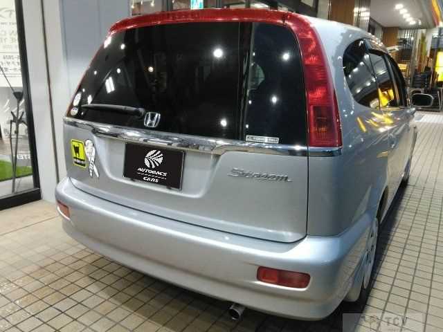 2001 Honda Stream
