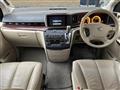 2005 Nissan Elgrand