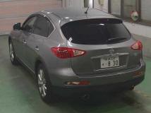 2010 Nissan SKYLINE CROSSOVER