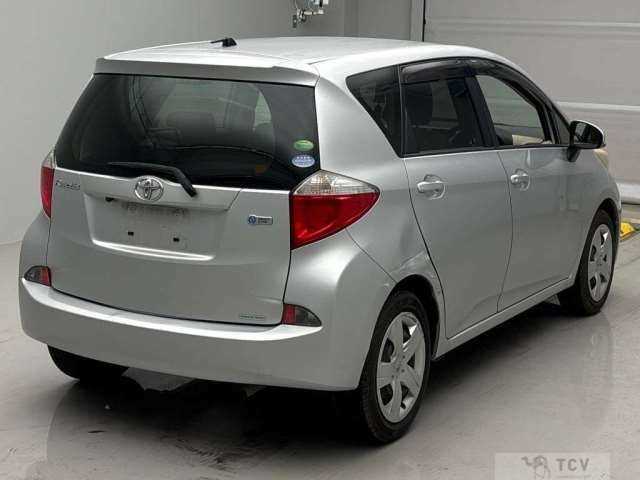 2013 Toyota Ractis