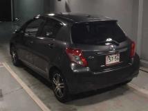 2011 Toyota Vitz