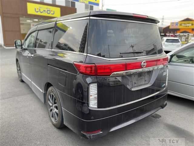 2010 Nissan Elgrand