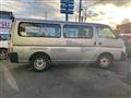 2004 Nissan Caravan