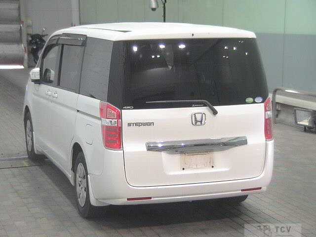 2014 Honda Step WGN