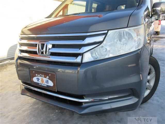 2013 Honda Step WGN