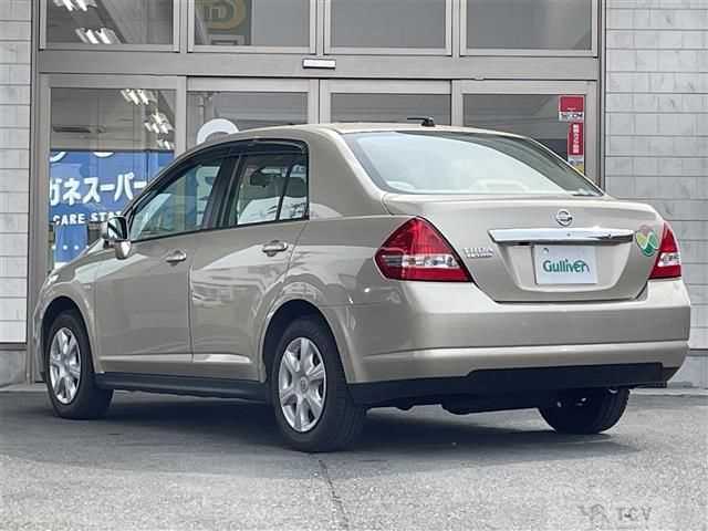 2011 Nissan Tiida Latio