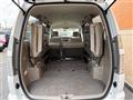 2003 Toyota Noah