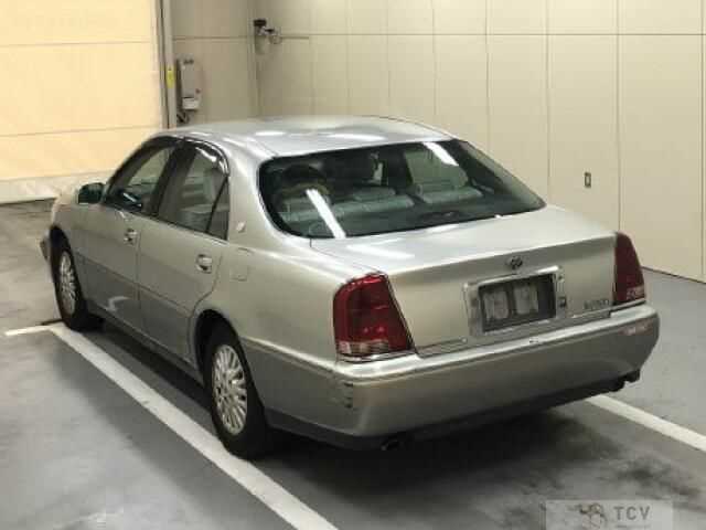 2003 Toyota Crown Majesta