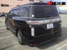 2014 Nissan Elgrand