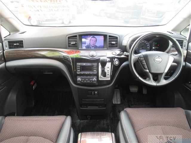 2013 Nissan Elgrand