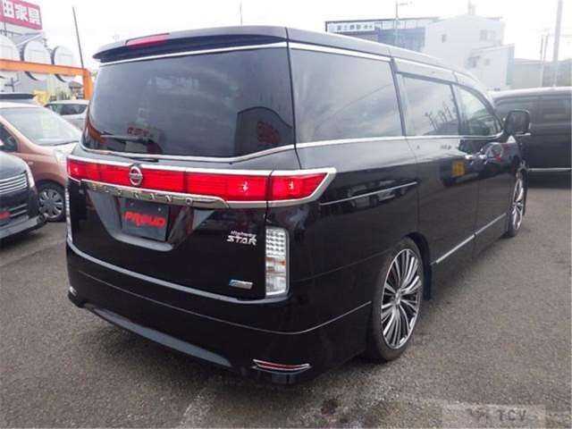 2012 Nissan Elgrand